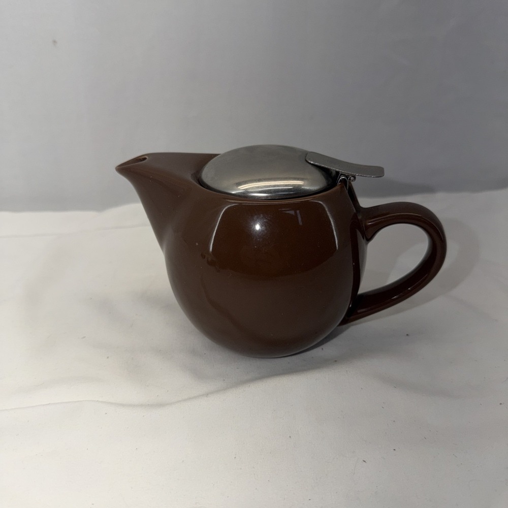 UfsnBrews Teapot Brown Ceramic Stainless Steel Lid4 1/4"‎ Tall 6 1/2" Long